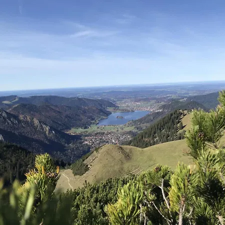 Berg Und Apartmán *