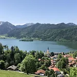 Berg Und Apartmán *