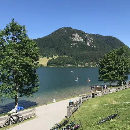 Berg Und *